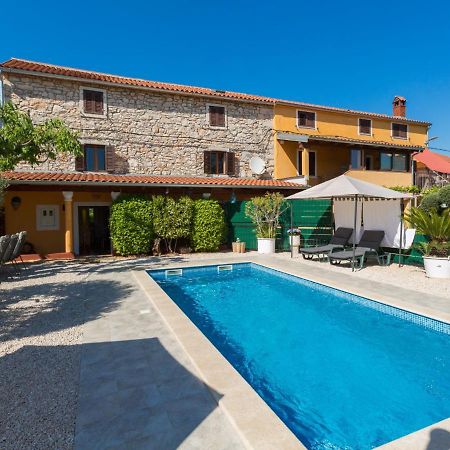 Holiday Home Villa Lucky By Interhome Бртонигла Екстер'єр фото