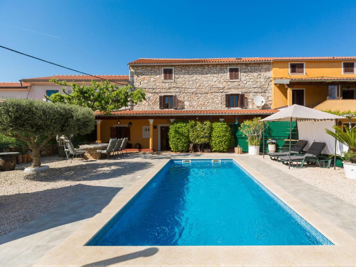 Holiday Home Villa Lucky By Interhome Бртонигла Екстер'єр фото